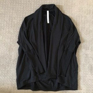 Lululemon cardigan wrap size 6